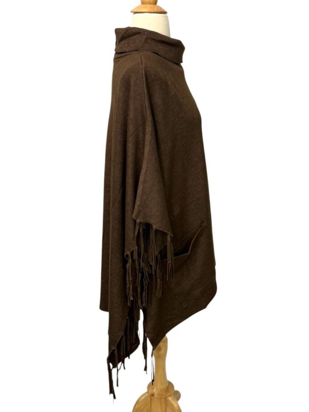 Back in the Saddle Bluff Trail Turtleneck Fringed Poncho Armholes Pocket One Sz - Picture 6 of 11
